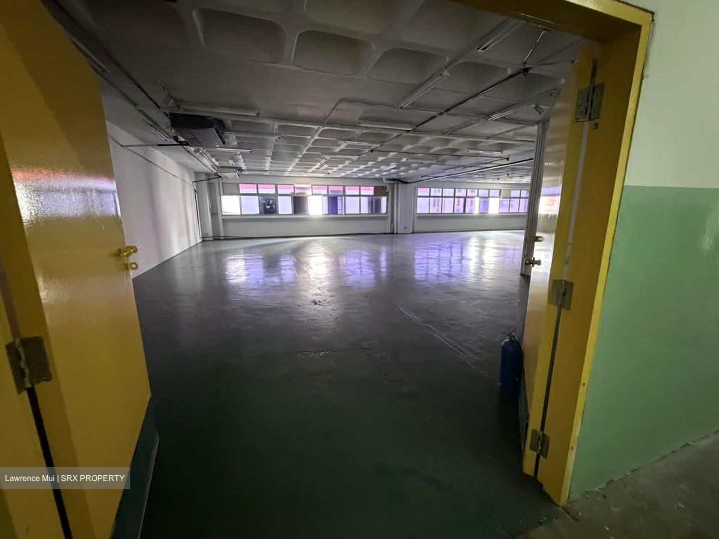 Valiant Industrial Building (D13), Factory #613096011